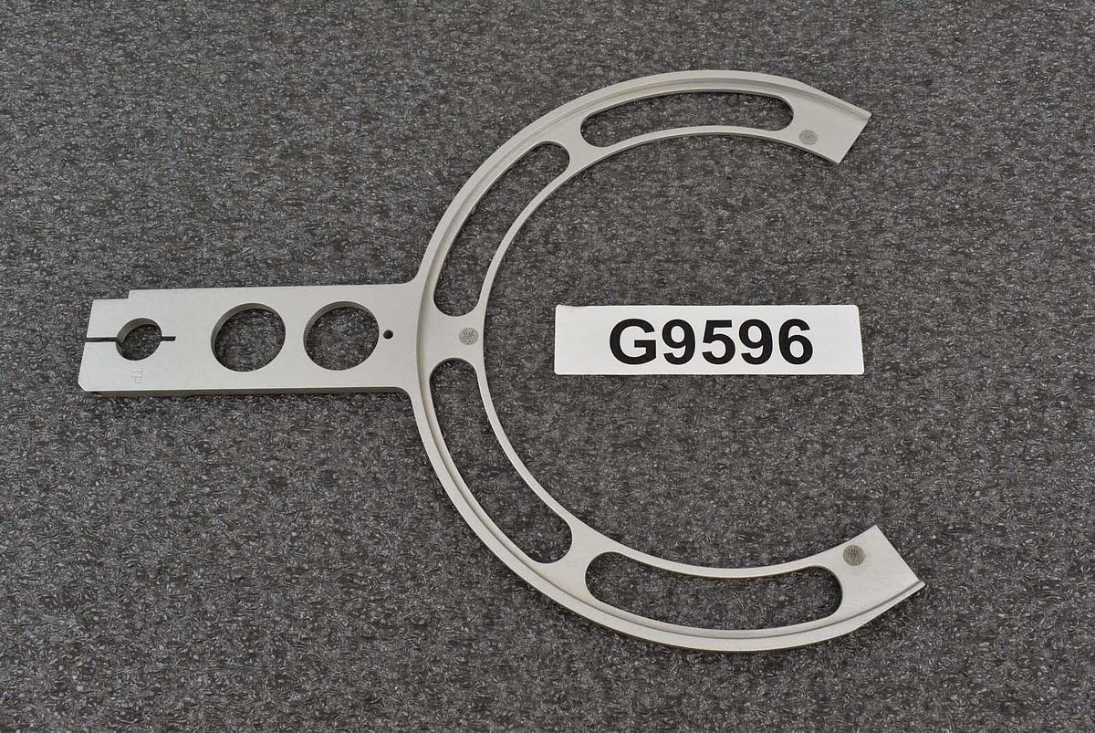 Used Lam 715-130080-008 End Effector 200mm