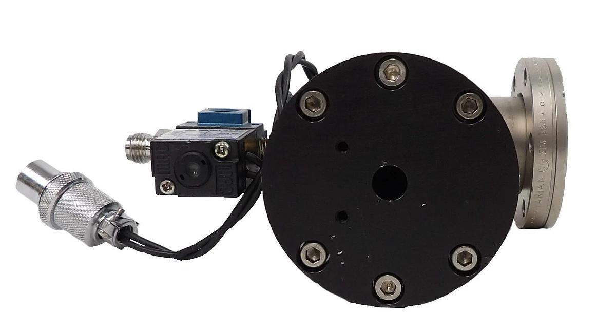 Used Varian L6591-330 Pneumatic Angle Valve Working