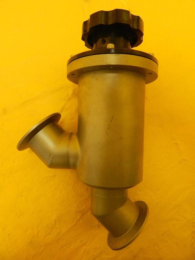 Used High Vacuum Research NW50 Manual Inline Valve Vacuum Shut-Off MKS Used Working
