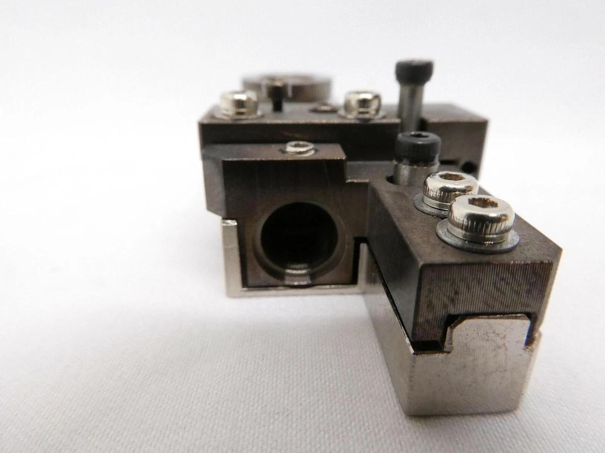 Used Nikon Fiber Optic Light Guide NSR-1755G7A Step-and-Repeat G-Line System Working
