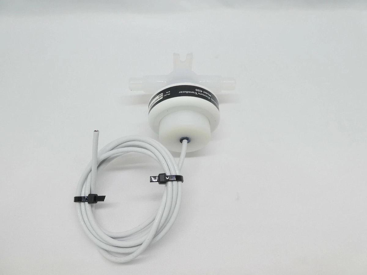 Entegris NT International 4200-60G-F04-B06-A Pressure Transducer Lot of 7 New