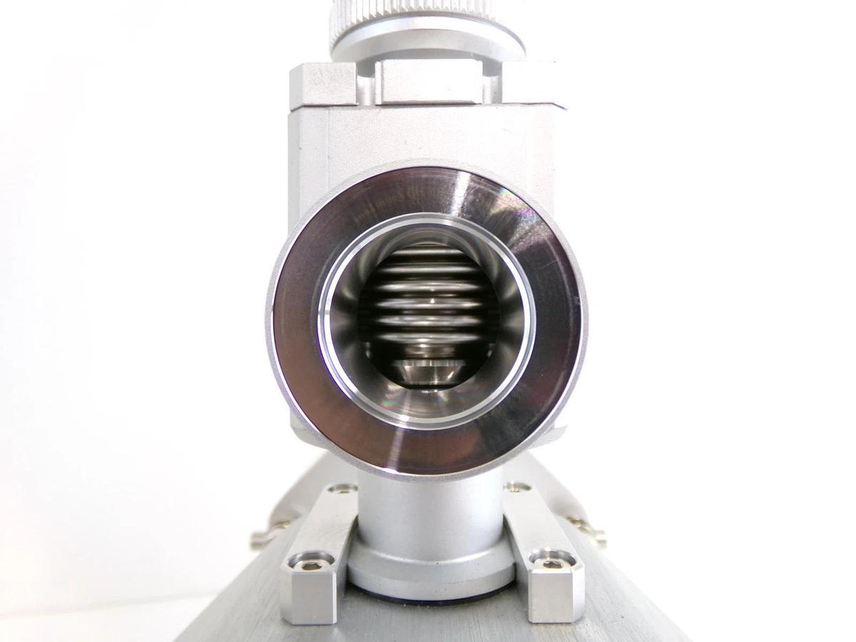Used SMC XZ-218 Pneumatic High Vacuum Valve Working Surplus