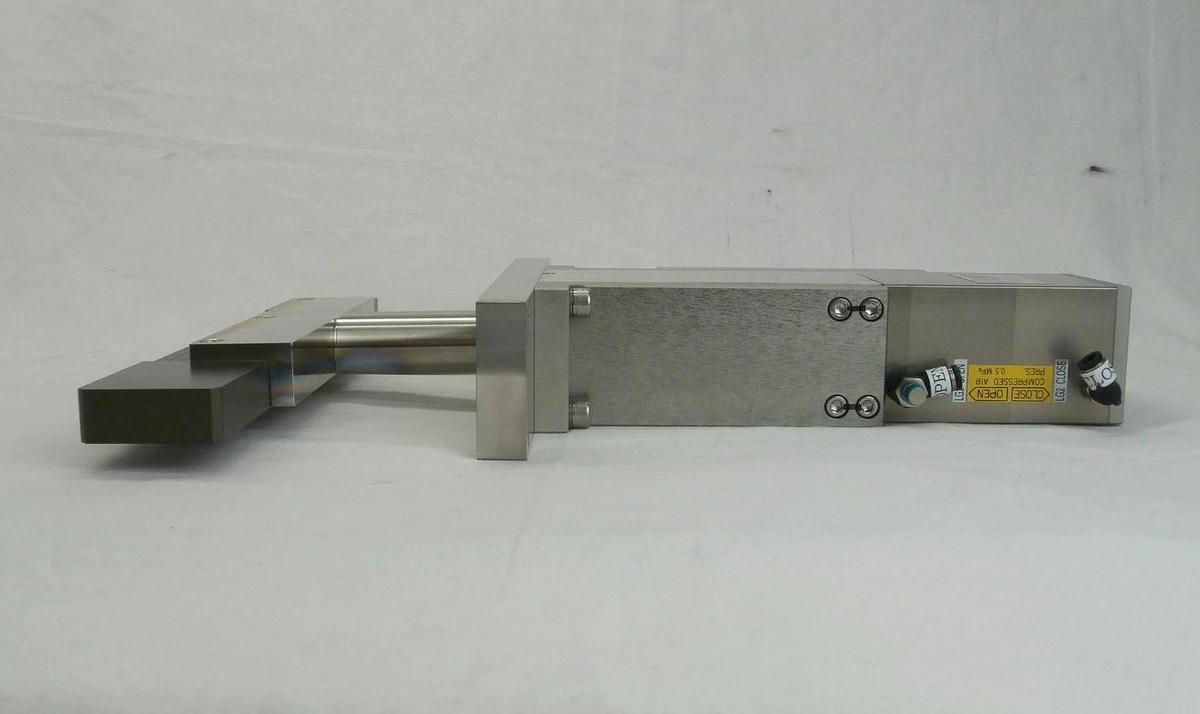 Used V-Tex 3D80-001812-V1 Door Slit Valve ROLLCAM TEL Tokyo Electron Used Working
