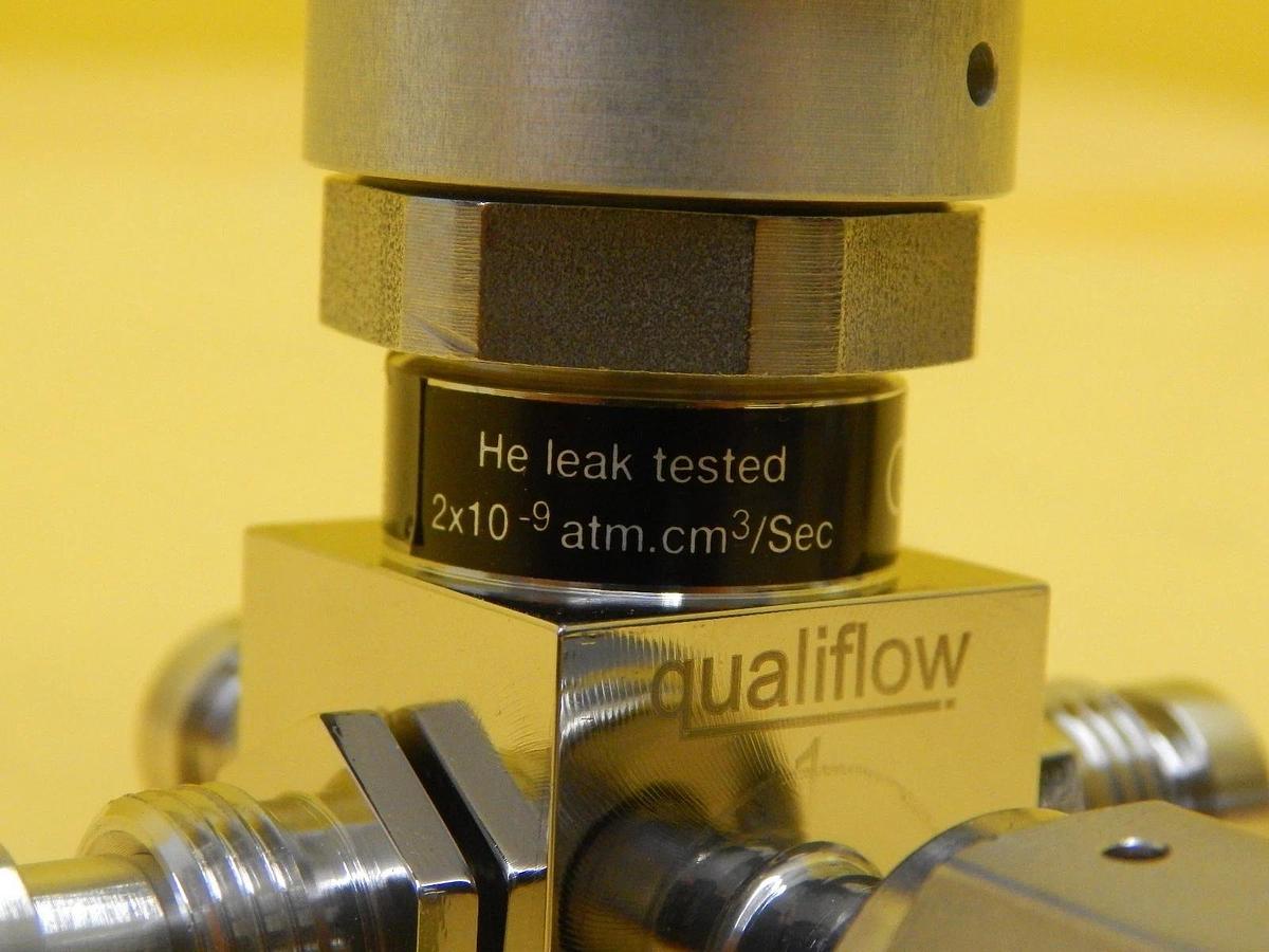 Used Qualiflow F HF Series 4-Way Pneumatic Valve 2x10-9atm.cm3/S?ec Lot of 3 Used