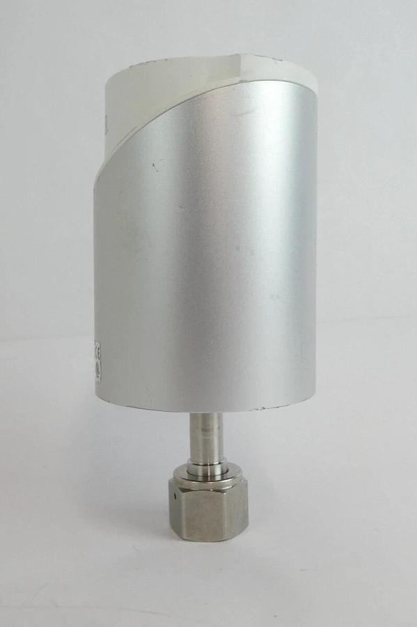 Used AMAT Applied Materials 0190-96385 Baratron Transducer CG100 Working Surplus