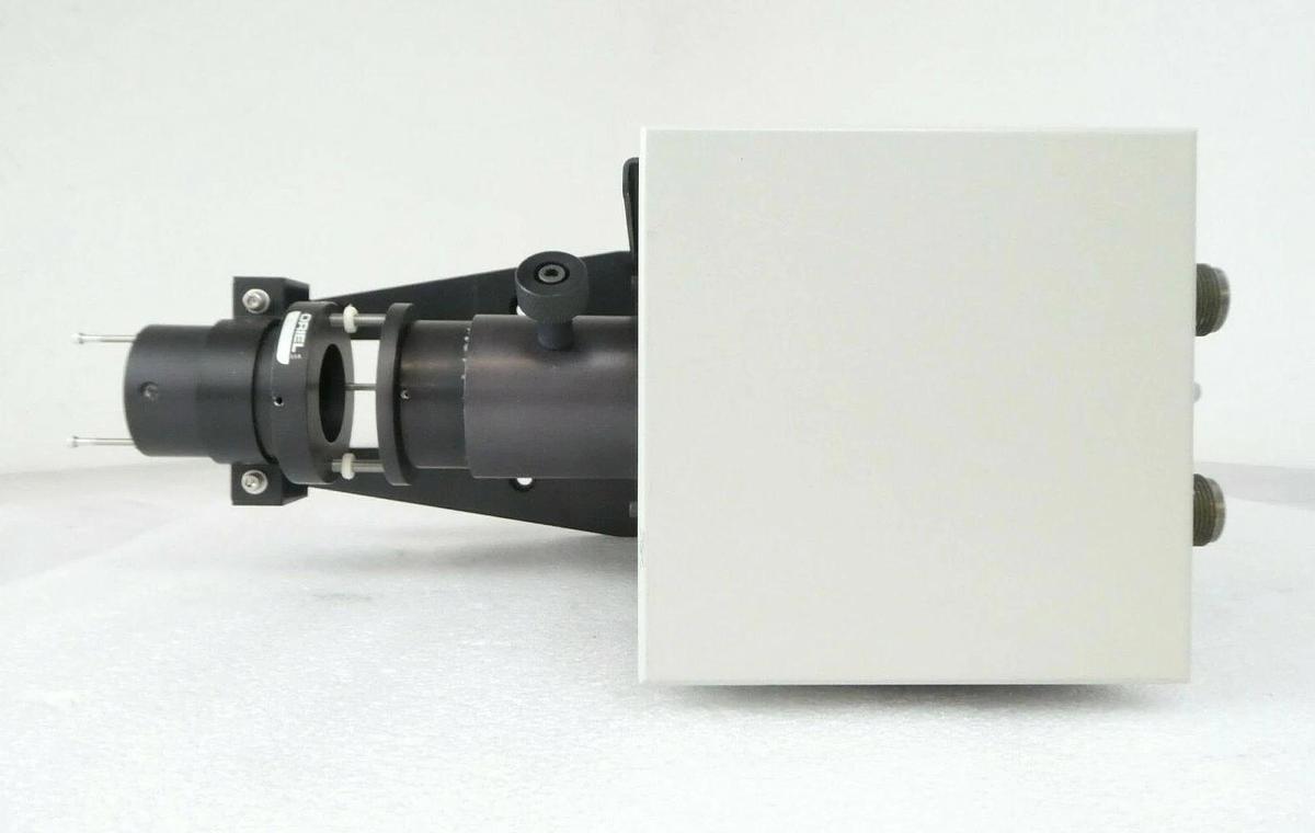 Used Ultrapointe 1000 UV Arc Lamp Focusing Lens Module Oriel 66003 Micrometer Working