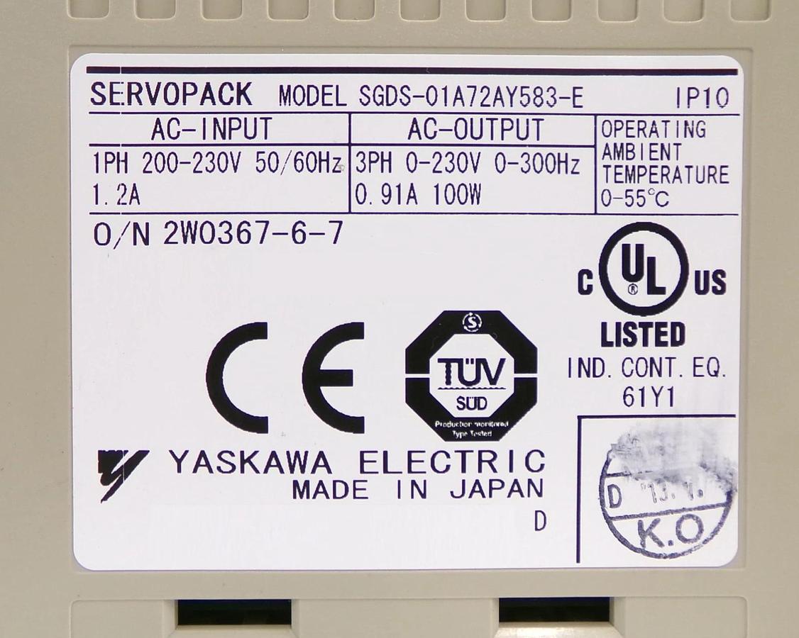 Used Yaskawa Electric SGDS-01A72AY583-E Servo Drive SERVOPACK Lot of 2 Working