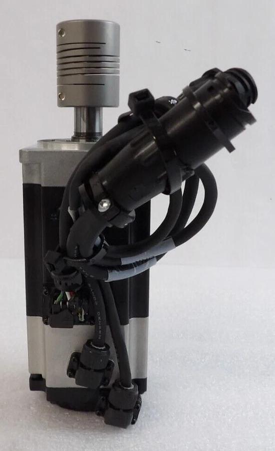 Used Sanyo Denki R2AA06040HCPBLM8 AC Servo Motor SANMOTION R Lot of 2 As-Is