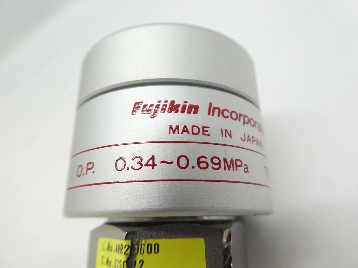 Used Fujikin 073012 Globe Type Bellows Valve 0.34 ~ 0.69MPa N.C. Lot of 3 Working