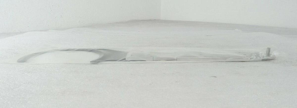 Used Varian E11289130 Pick/Pick RH Robot Arm End Effector Fork E17284870 VSEA Working