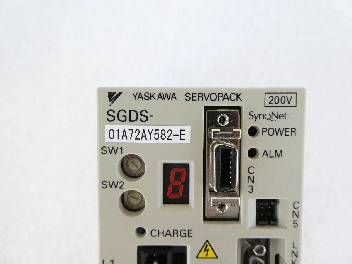 Used Yaskawa Electric SGDS-01A72AY582 Servo Drive SERVOPACK SynqNet Lot of 2 Working