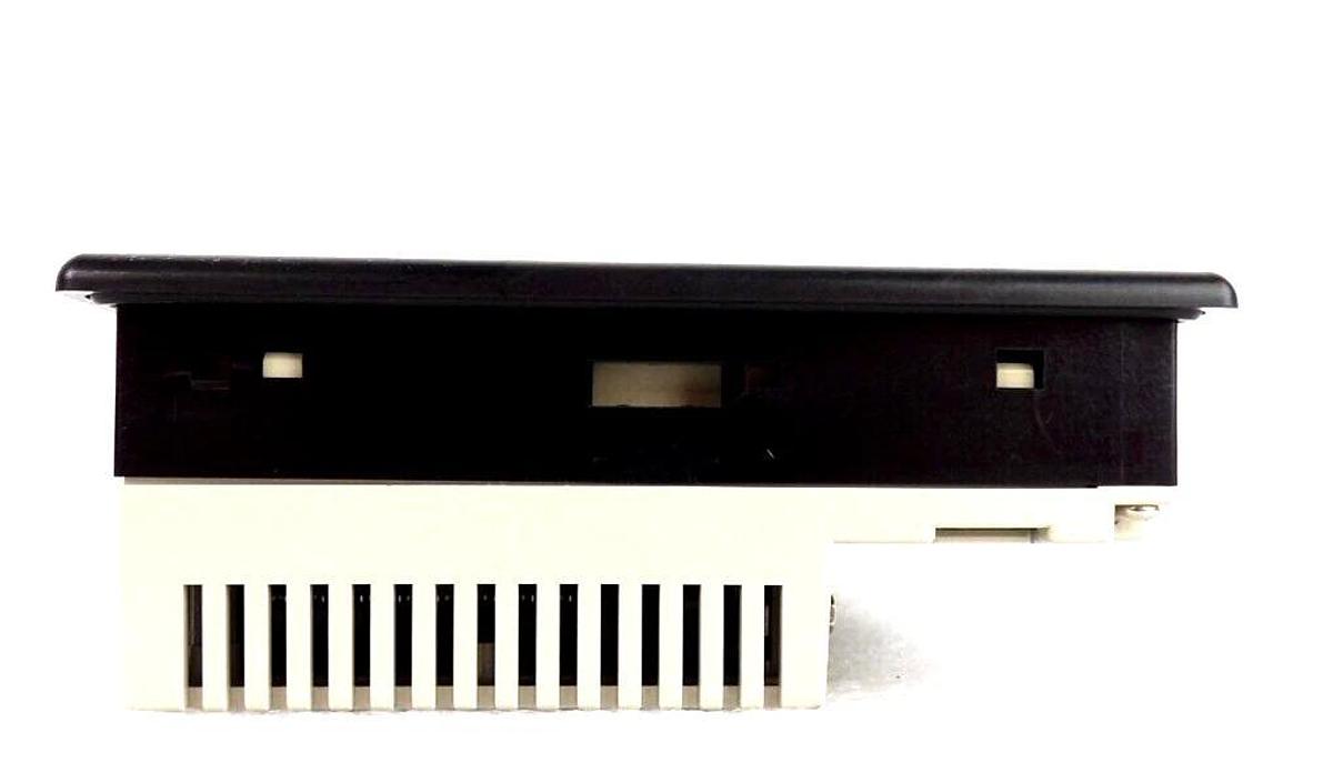 Used Omron NT31-ST122B-V2 Interactive Display Touch Screen LCD Spare Surplus