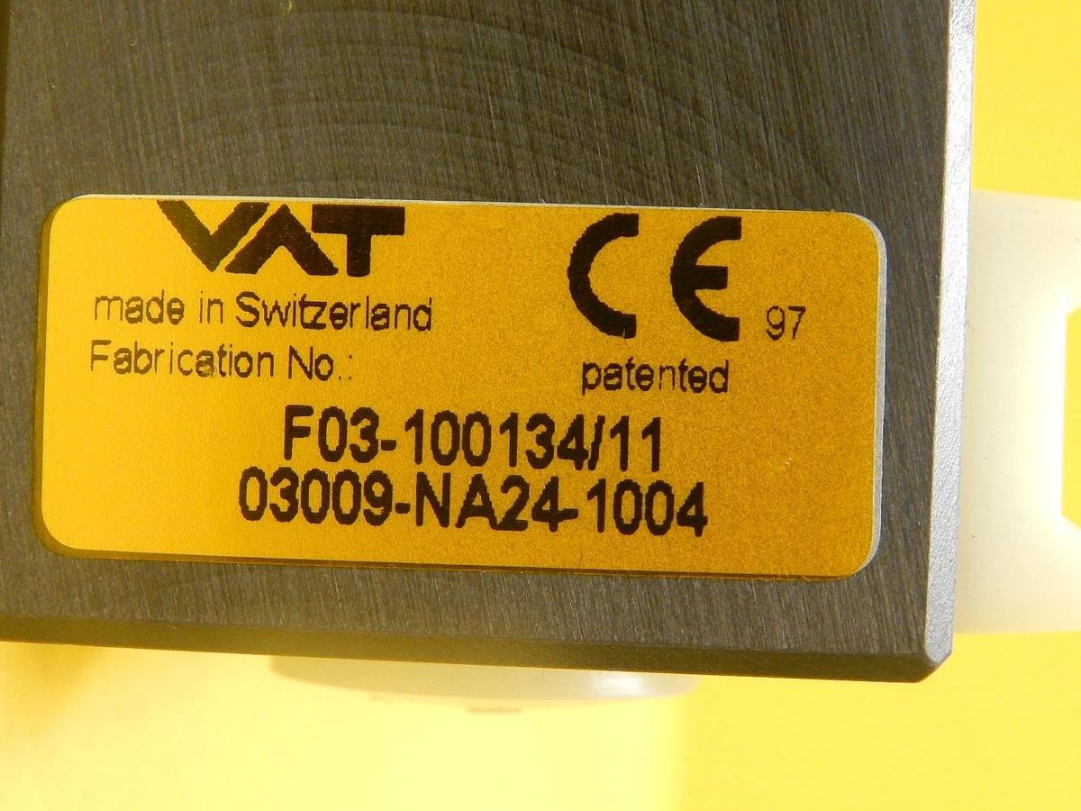 Used VAT F03-100134 Pneumatic Slit Valve Used Working