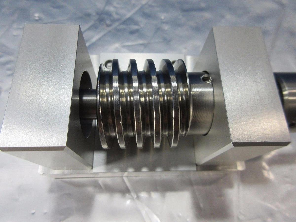 Used TEL Tokyo Electron 5080-92512-11 TOOL(Z) IRAM XY-P5951 Used Working