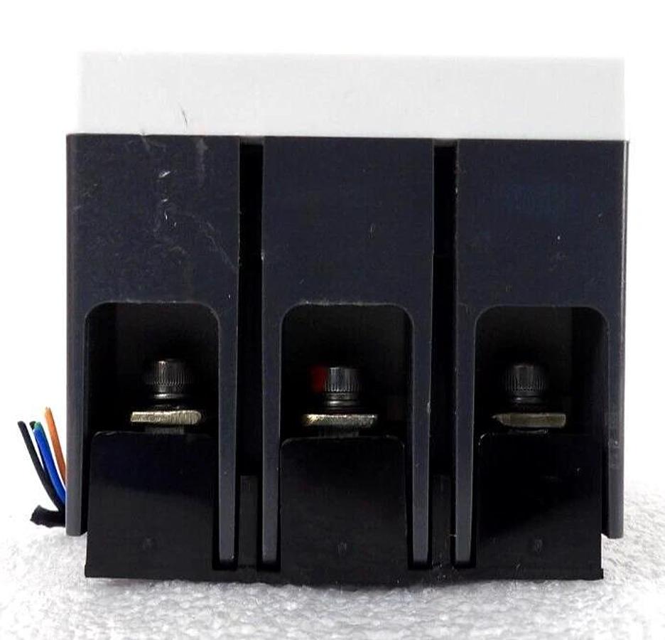 Used Eaton EGS3050FFG 3-Pole Industrial Circuit Breaker E125S Working Surplus
