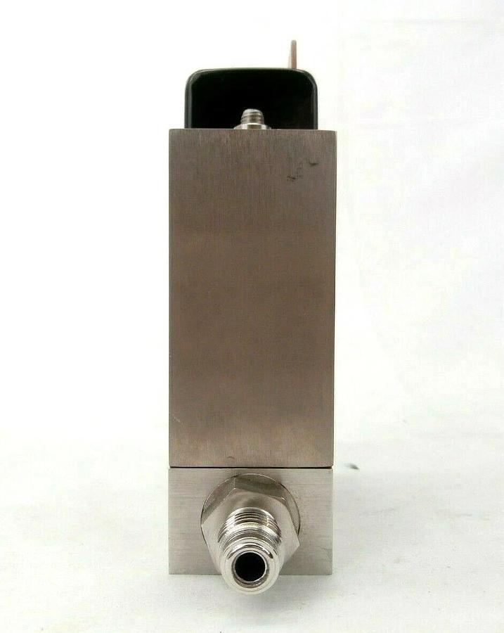 Used UNIT Instruments UFC-1200A Mass Flow Controller Lam 797-098570-604 Working Spare