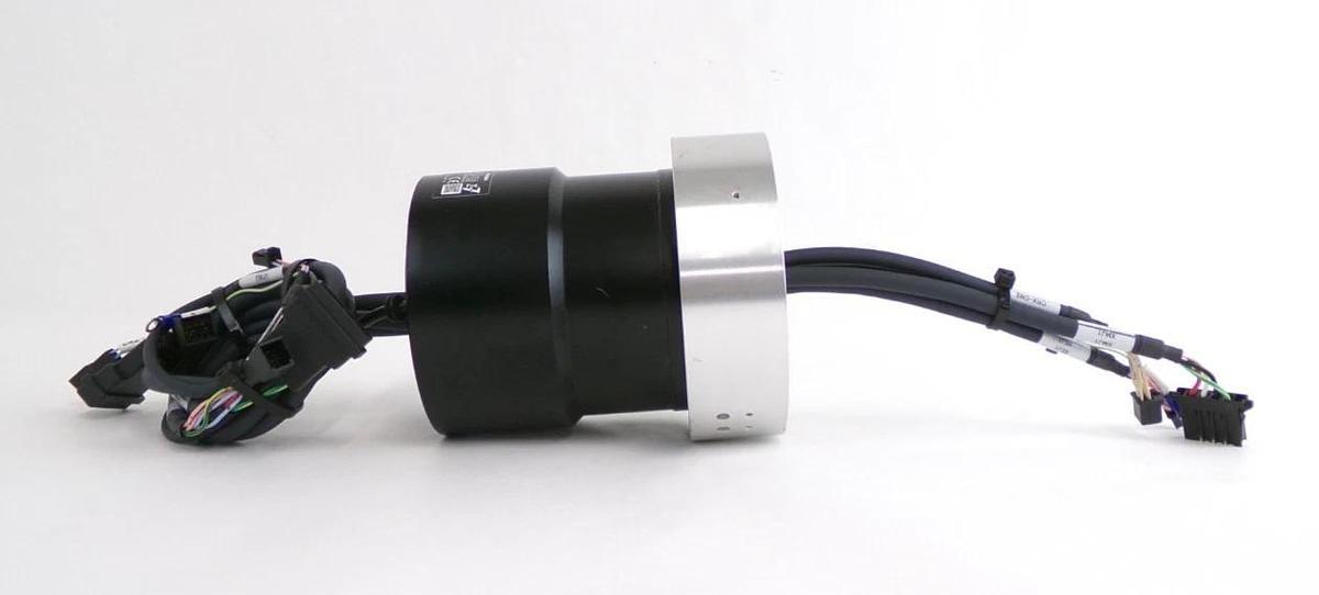 Used Yaskawa Electric SGM7D-02KFC-TE11 AC Servo Motor Working