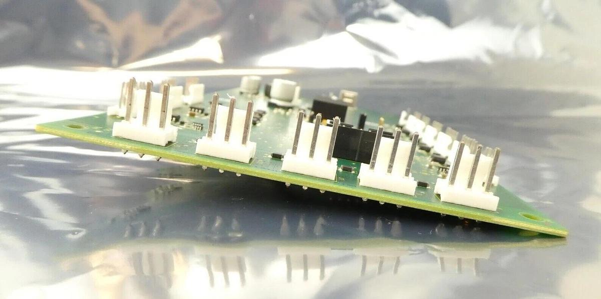 Used Eksigent 5025945 Pump Distribution Interface PCB ekspert nanoLC 425 Working