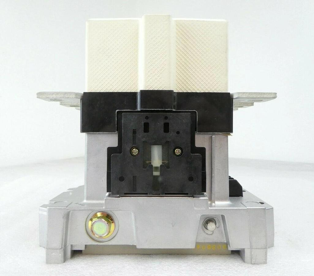 Used Fuji Electric 1NC5HO 3 Phase Magnetic Motor Contractor Starter SC-12N/UL Working