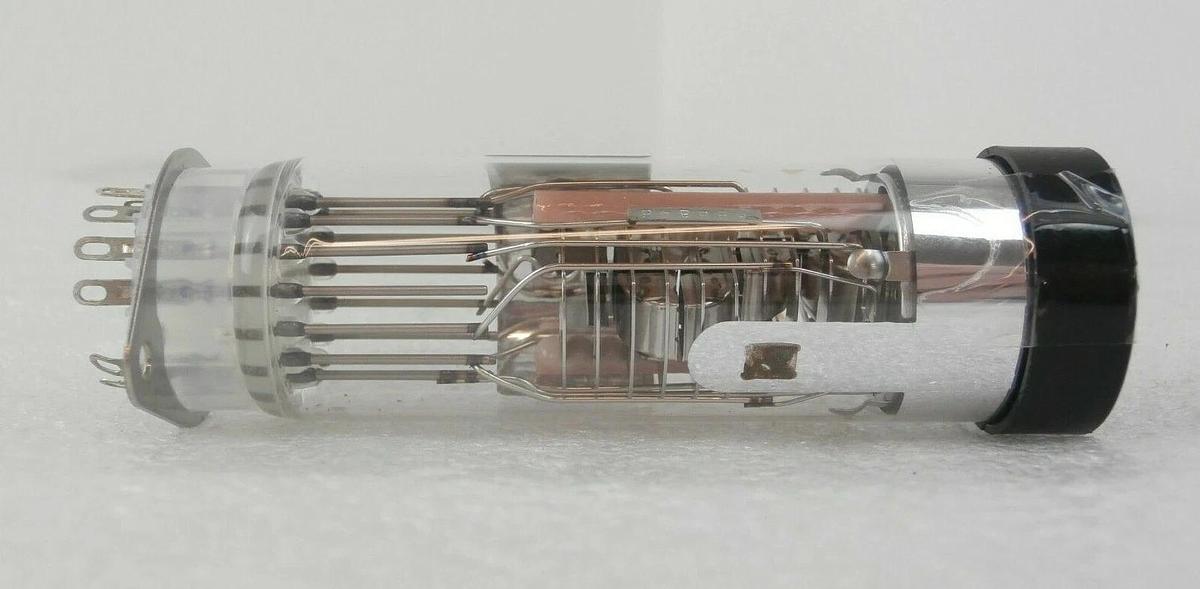 Hamamatsu R434 PMT Detector Photomultiplier Tube New Surplus