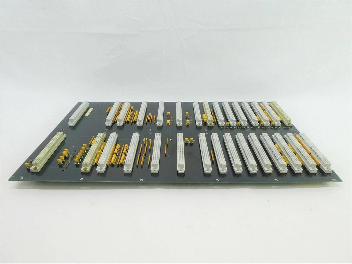 Used FEI Company 4022 192 56471 Backplane PCB 4022 192 94581 XL 30 ESEM Working
