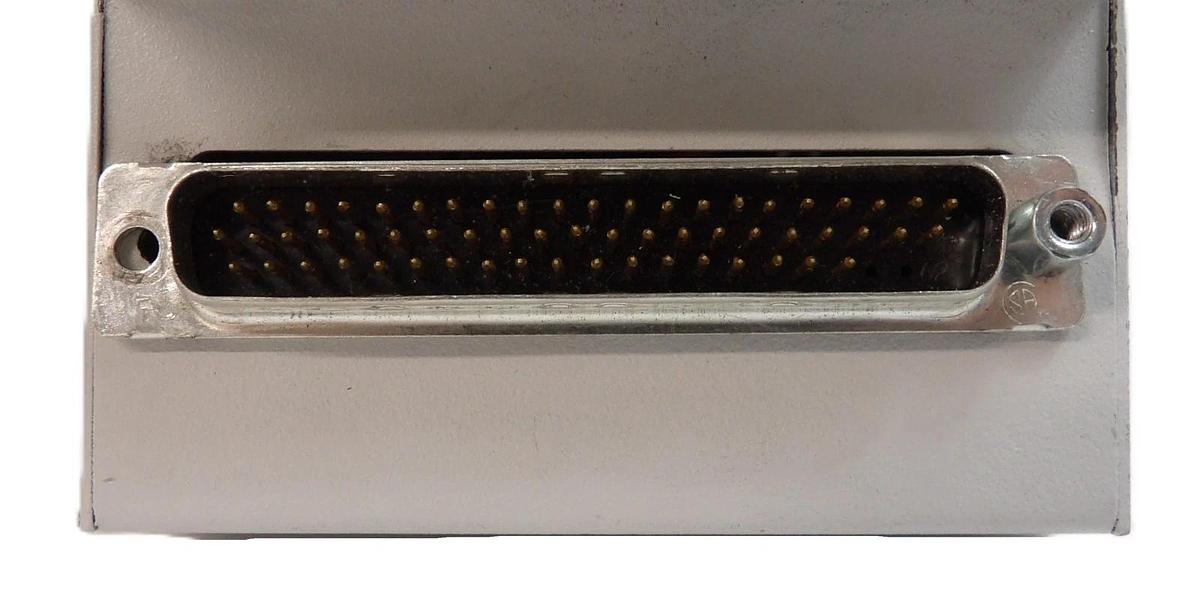 Used SMC SS5V1-DUU00428 15-Port Pneumatic Manifold AMAT 0190-51632 Working