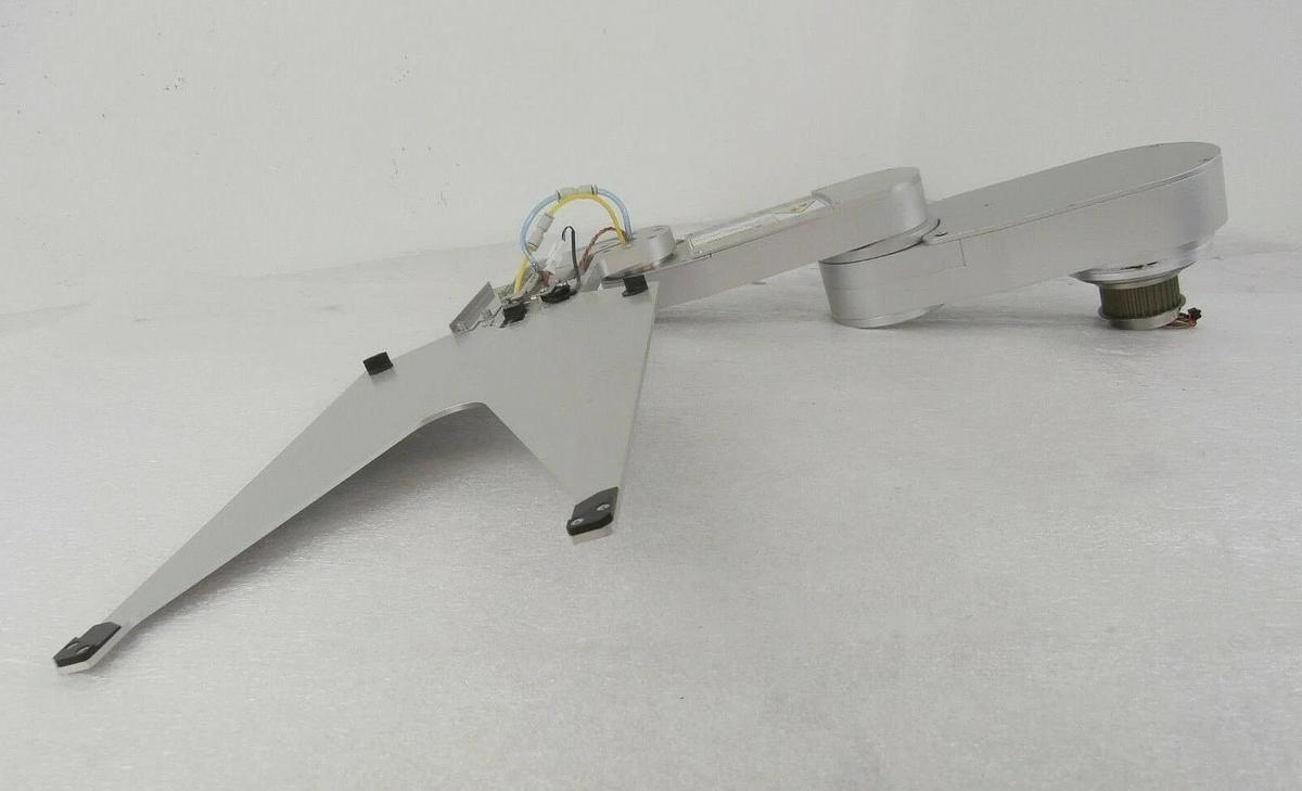 Used Yaskawa Electric XU-RC350D-D91 Indexer Robot Lower Arm with End Effector As-Is