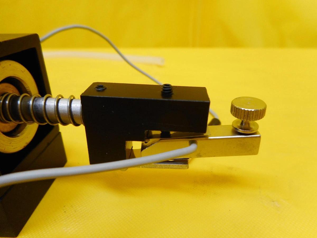 Used Signatone S-725-SLV Micropositioner Used Working