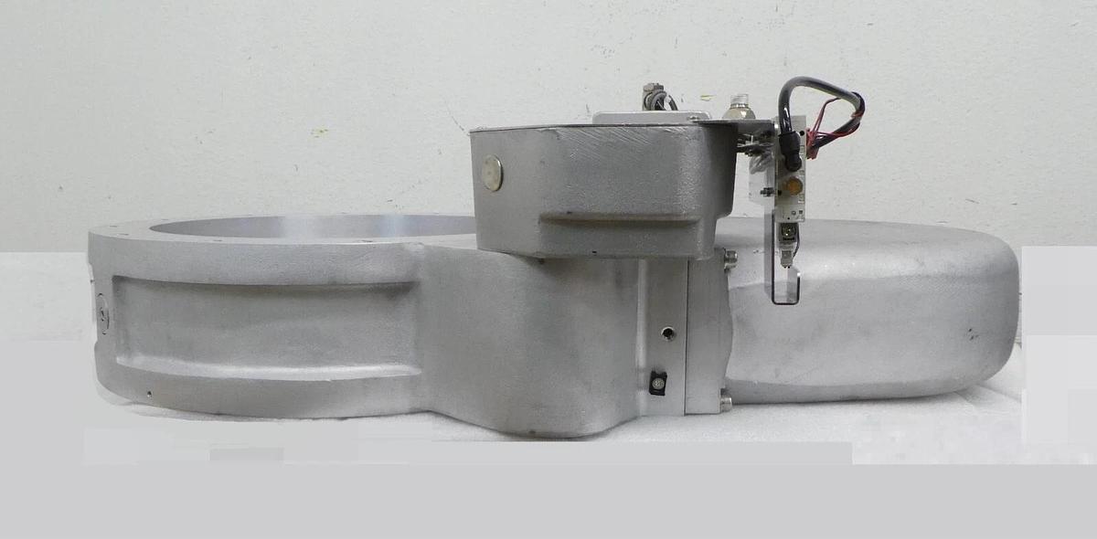 Used Nor-Cal Products 3870-04368 300mm IPV Gate Valve AMAT Applied Materials Surplus