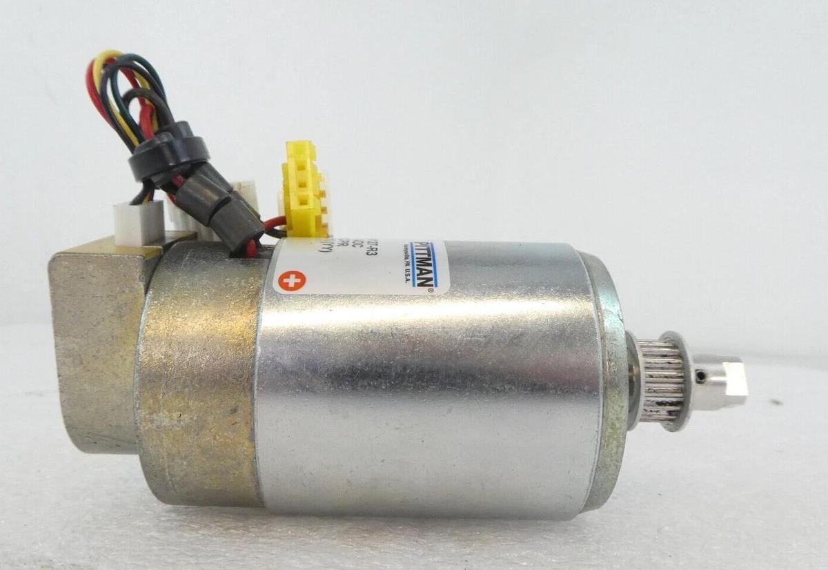 Used Ametek 14232A127-R3 Servo Motor Pittman Asyst 9700-9102-01 Lot of 2 Working