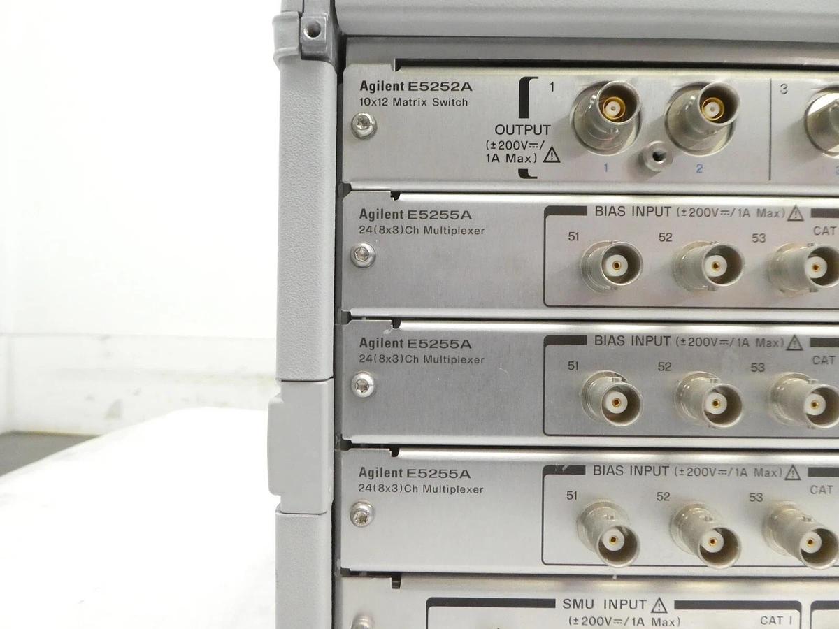 Used Agilent Technologies E5250A Low Leakage Switch Mainframe E5252A E5255A Surplus