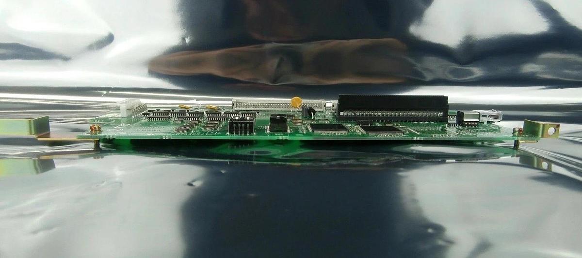 Used Yaskawa Electric JANCD-NIO30-1-E Robot Controller PCB Card F352760-1 NXC100 Used