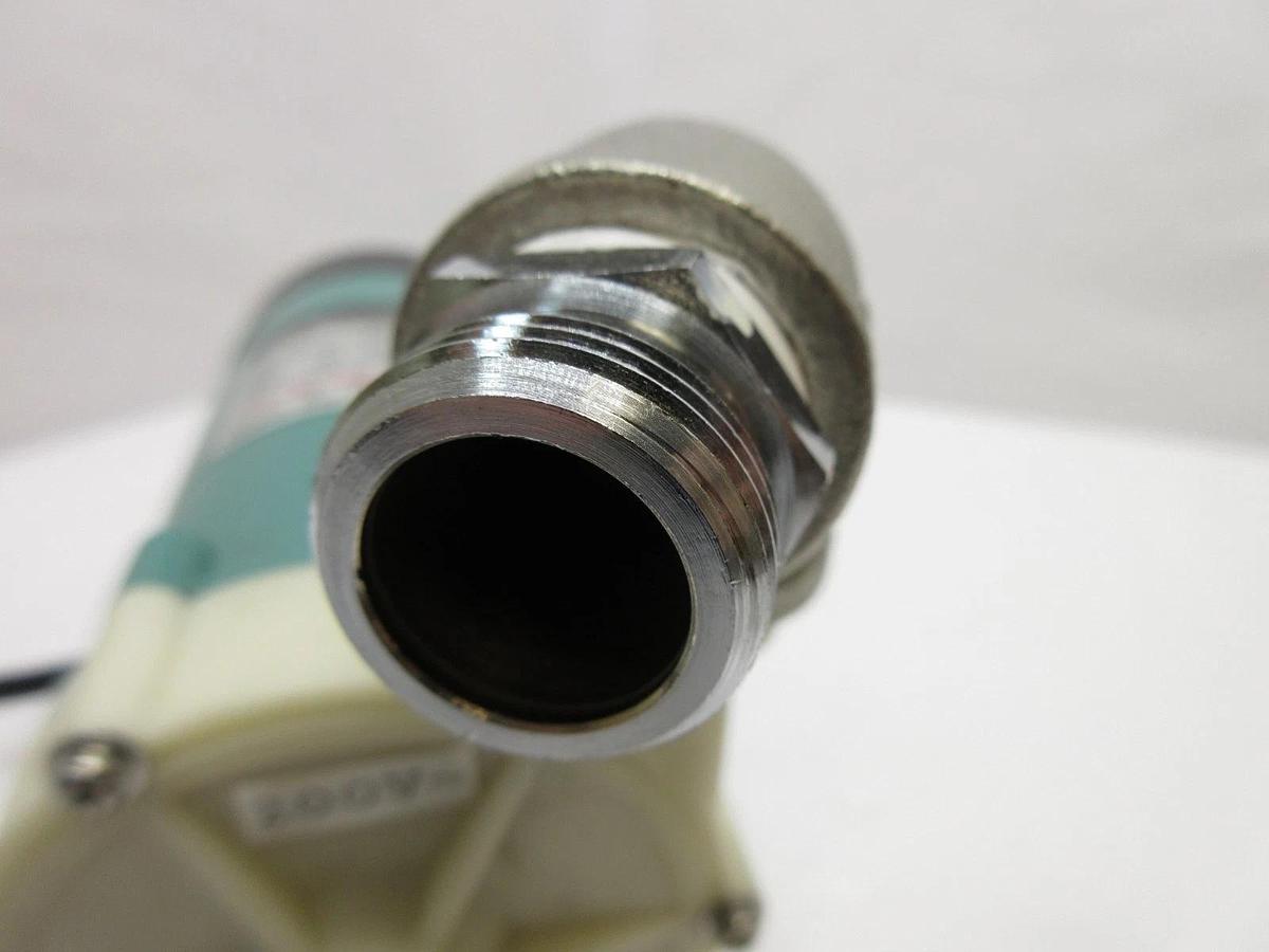 Used Iwaki MD-30RZM-200N Magnet Pump Used Working