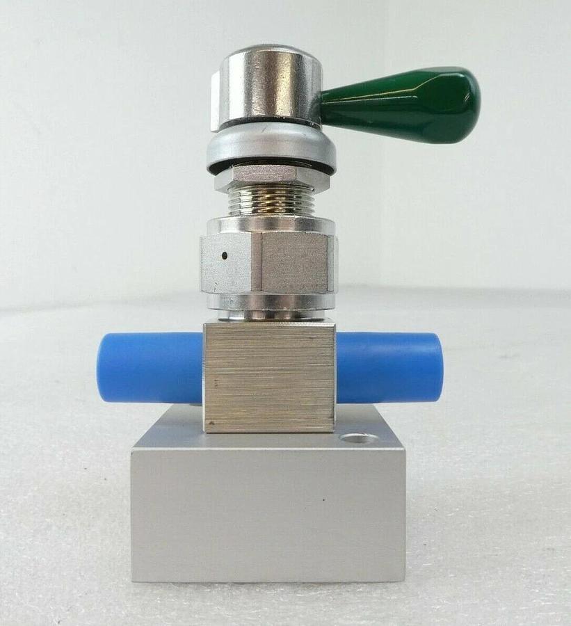 Swagelok SS-DLVCR4 High Purity Diaphragm Valve Mattson Technology 37100335 New