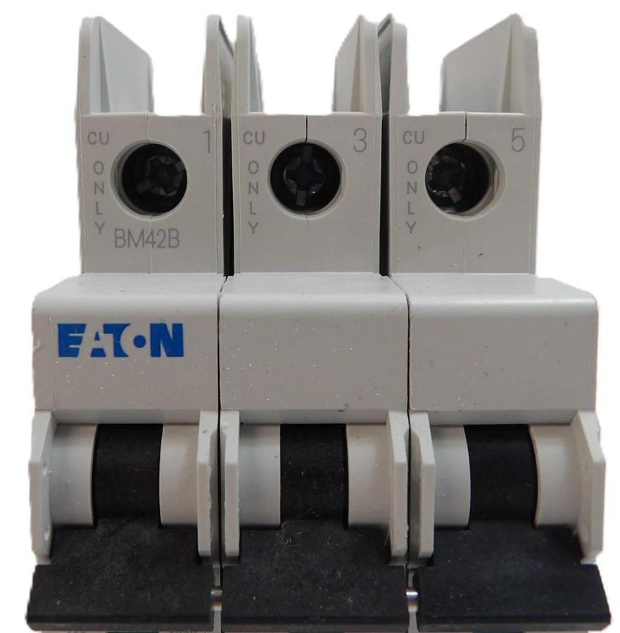 Used Eaton FAZ-D1/3-RT Miniature 3 Pole Circuit Breaker Lot of 8 Working