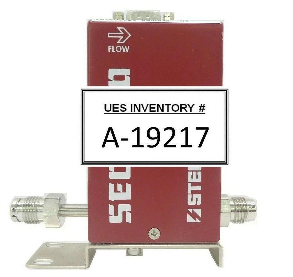 Used STEC SEC-7330M Mass Flow Controller MFC SEC-7330 50 SCCM He Working Surplus