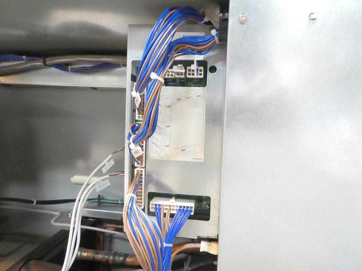 Used HRZ008-L SMC INR-496-005 Recirculating Thermo Chiller Dented Working Surplus