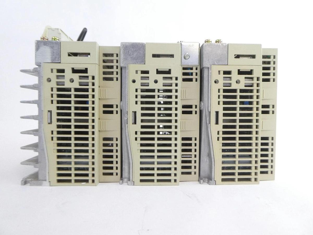 Used Yaskawa Electric SGDH-01BEY222 SGDH-01AE Servo Driver SERVOPACK Lot of 7 Working