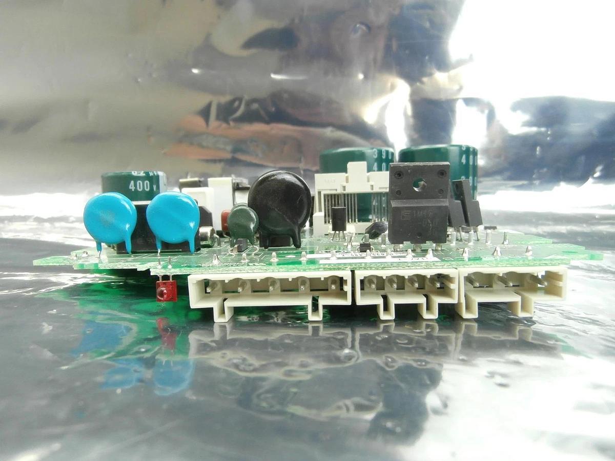 Used Yaskawa Electric SGDH-CB01AA-T Servo Drive Power/Interface PCB DF9203769-A0 Used