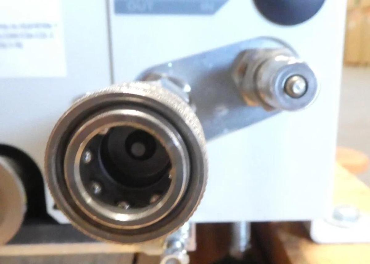 Refurbished iGX100L Edwards A591-10-958 Vacuum Pump IGX 100L Manufacturer Refurbished