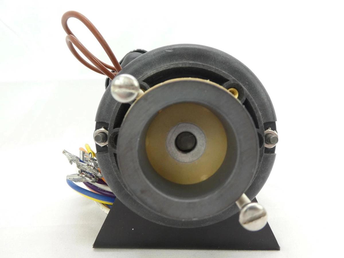 Used Micropump 20045 Pump 000-645-000 with Emerson K33MYB5N-772 Motor Working Surplus