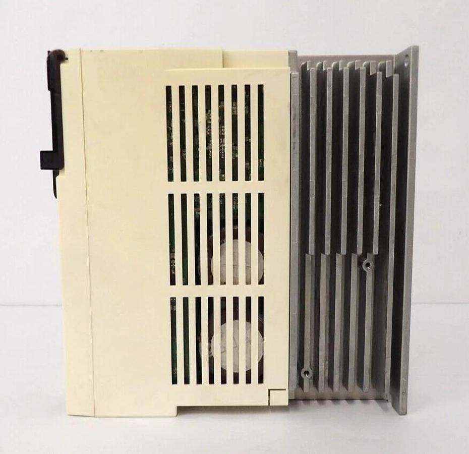 Used Harmonic Drive Systems 9800304515 Servo Drive Amplifier HA-800C-1D-200 Working