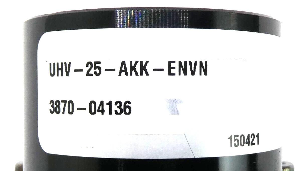 Used MKS Instruments UHV-25-AKK-ENVN Pneumatic Angle Valve AMAT 3870-04136 Working