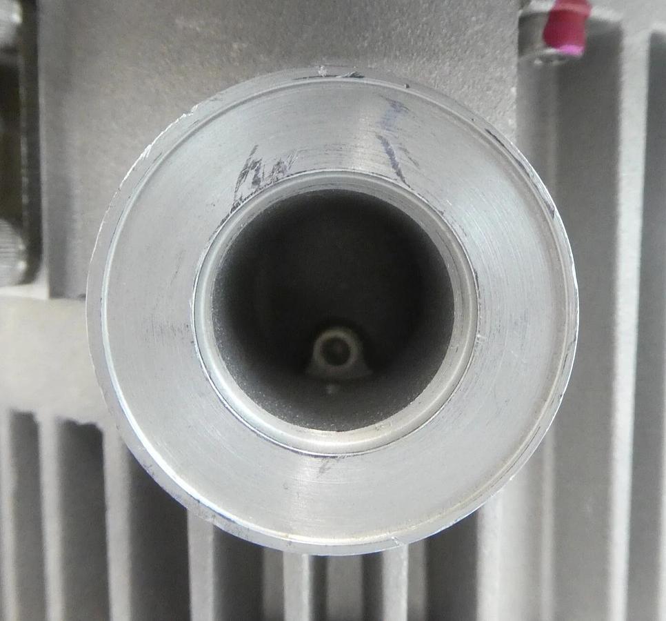 Used Turbo-V 250 Varian 969-9007S017 Turbomolecular Pump Turbo Working Surplus