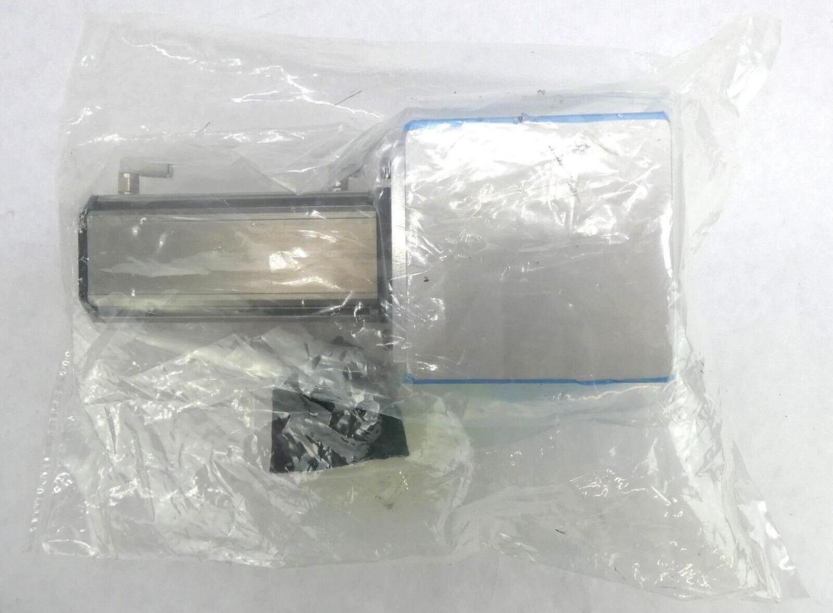 Used VAT 25132-EA14-ADJ1 Phenumatic Butterfly Vaccum Valve Assembly AMAT New Surplus