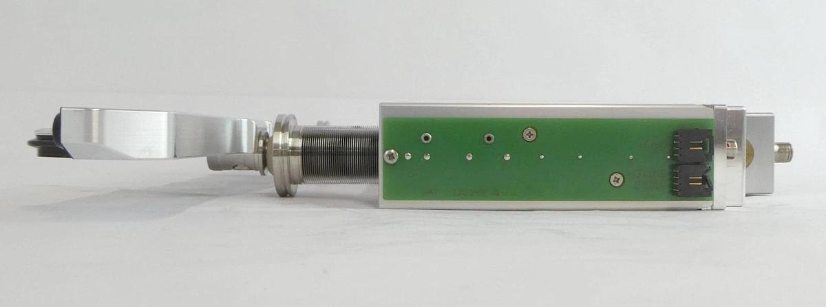 Used VAT 0240X-CA24-BLK2 300mm Pneumatic Vacuum Slit Valve Actuator and Gate Working