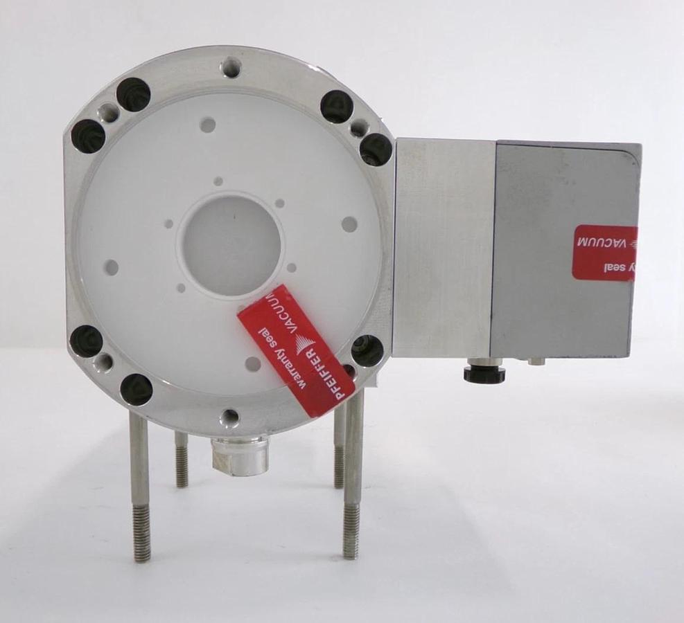 Used SplitFlow 80 Pfeiffer Vacuum PM P04 010 E Turbomolecular Pump TC 110 Working