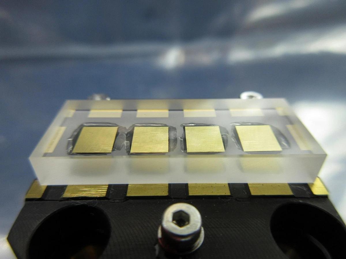 Used Nikon Reflectance Plate NSR-S204B Step-and-Repeat Scanning System Used Working