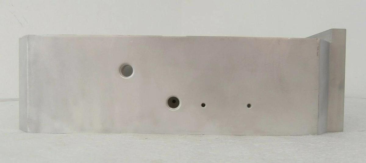 Used AMAT Applied Material 0040-09136 200mm Wafer CVD Chamber P5000 Cleaned Surplus