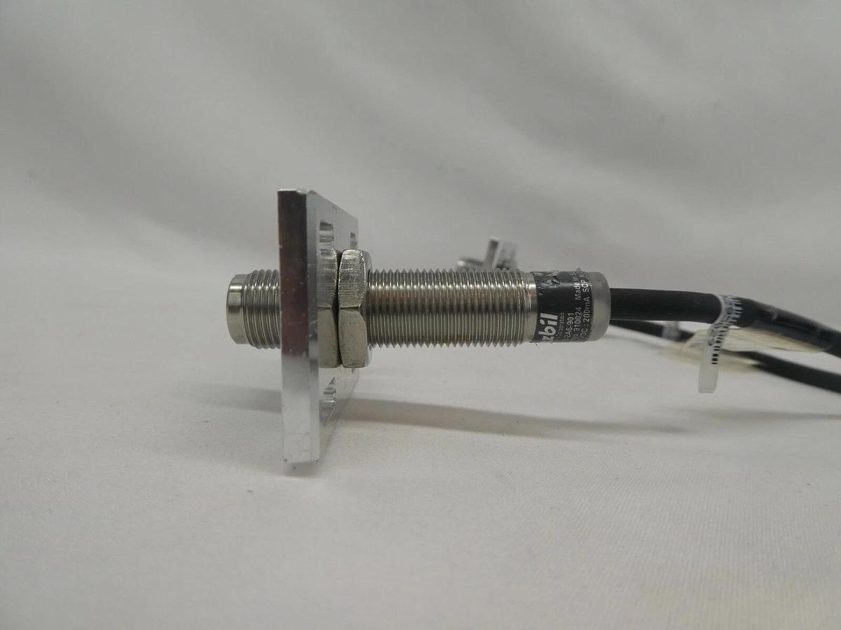 Used Yamatake 910024 Azbil Proximity Switch FL7S-2A6-901 Nikon NSR FX-601F Working